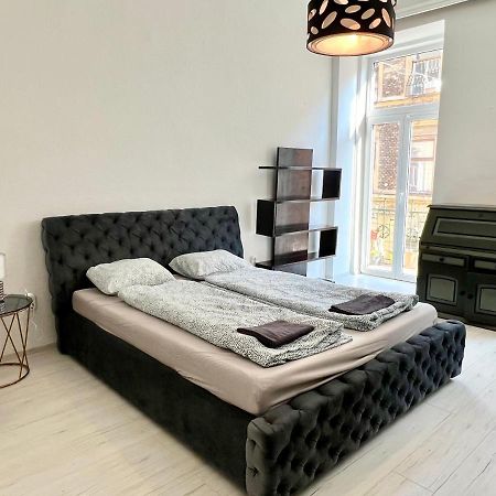 L8 Guesthouse 布达佩斯 外观 照片